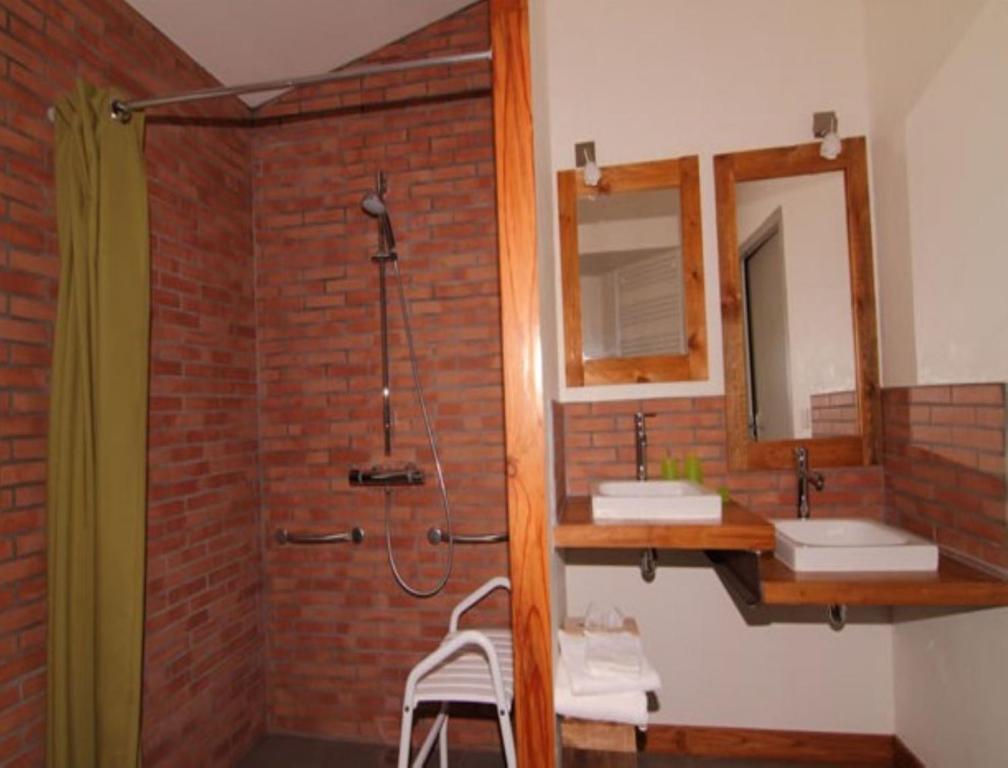 Chambres D'Hotes Le Chateau Rouge Saint-Germain-sur-Moine Room photo